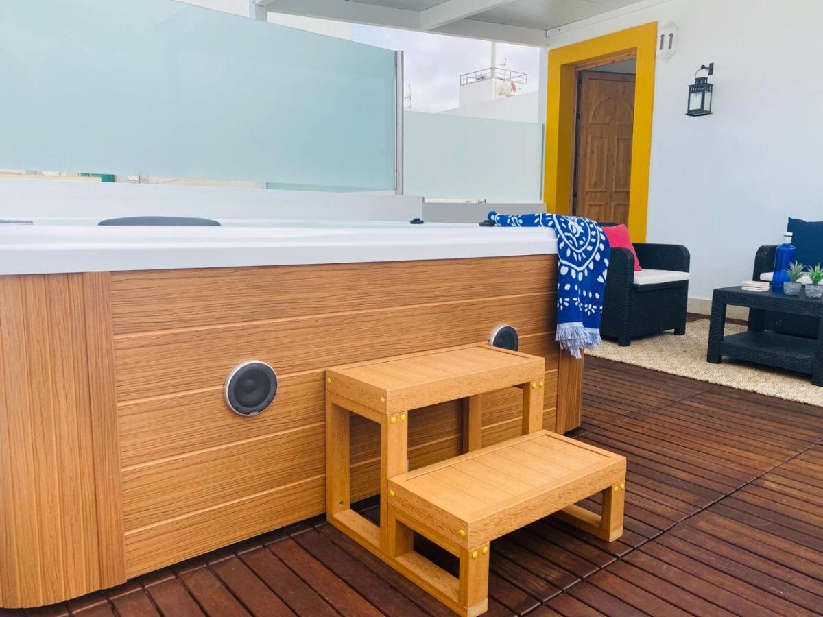 Lantia Rooftop House Hostal Arrecife (Lanzarote)