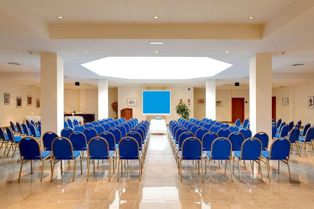 Occidental Lanzarote Mar Hotel 4*