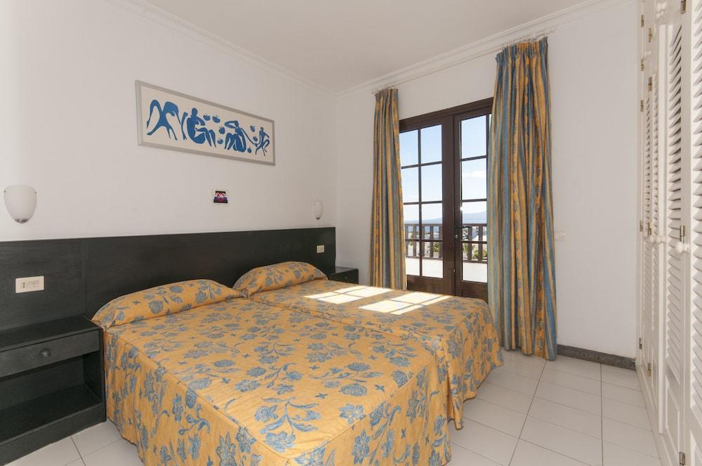 Plaza Azul Apartahotel 2*