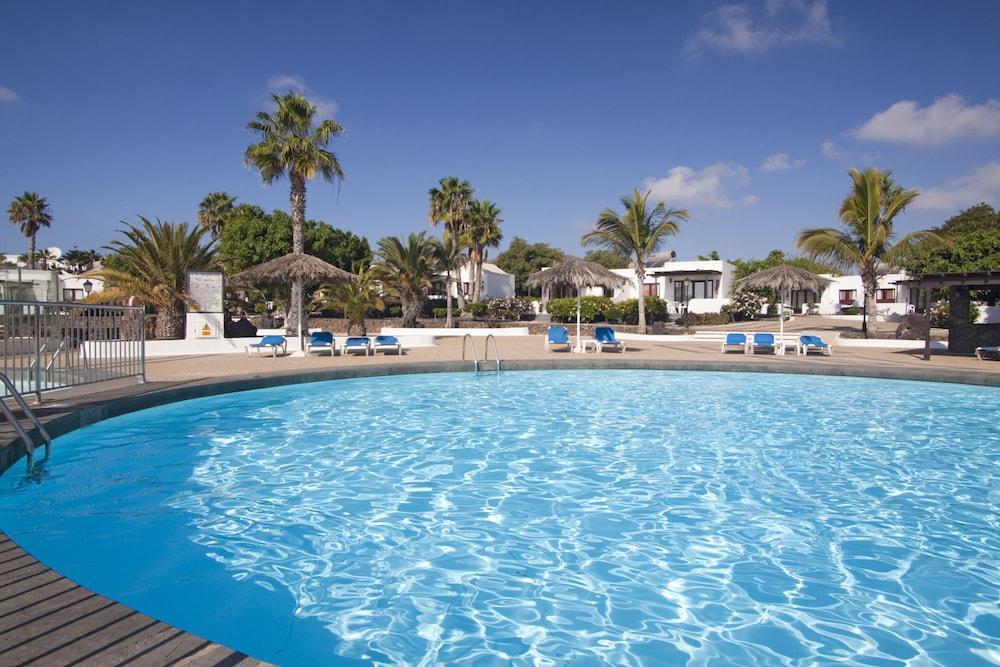 Hotel Playa Limones 3*