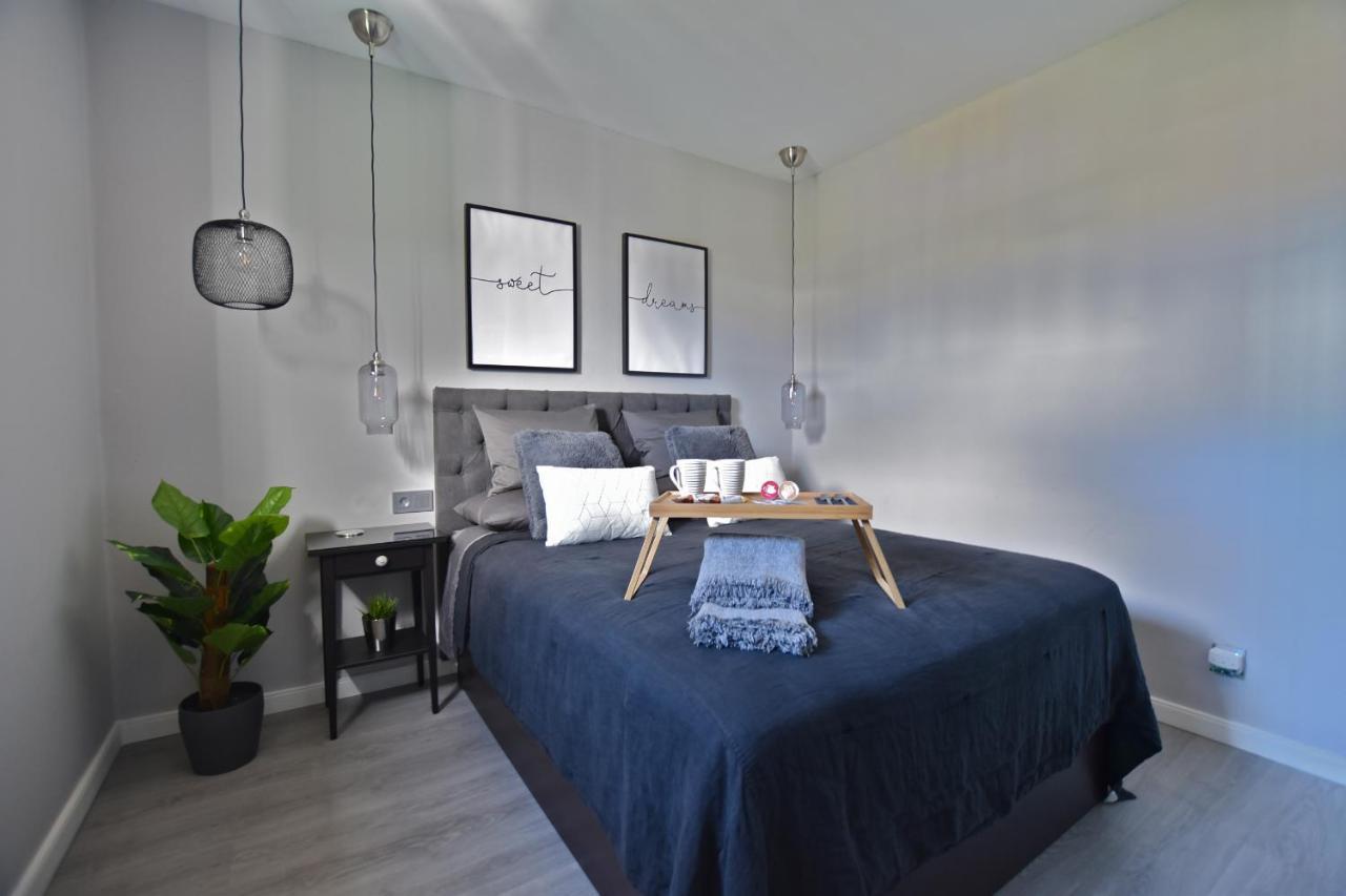 Holyhome Beach Apartment