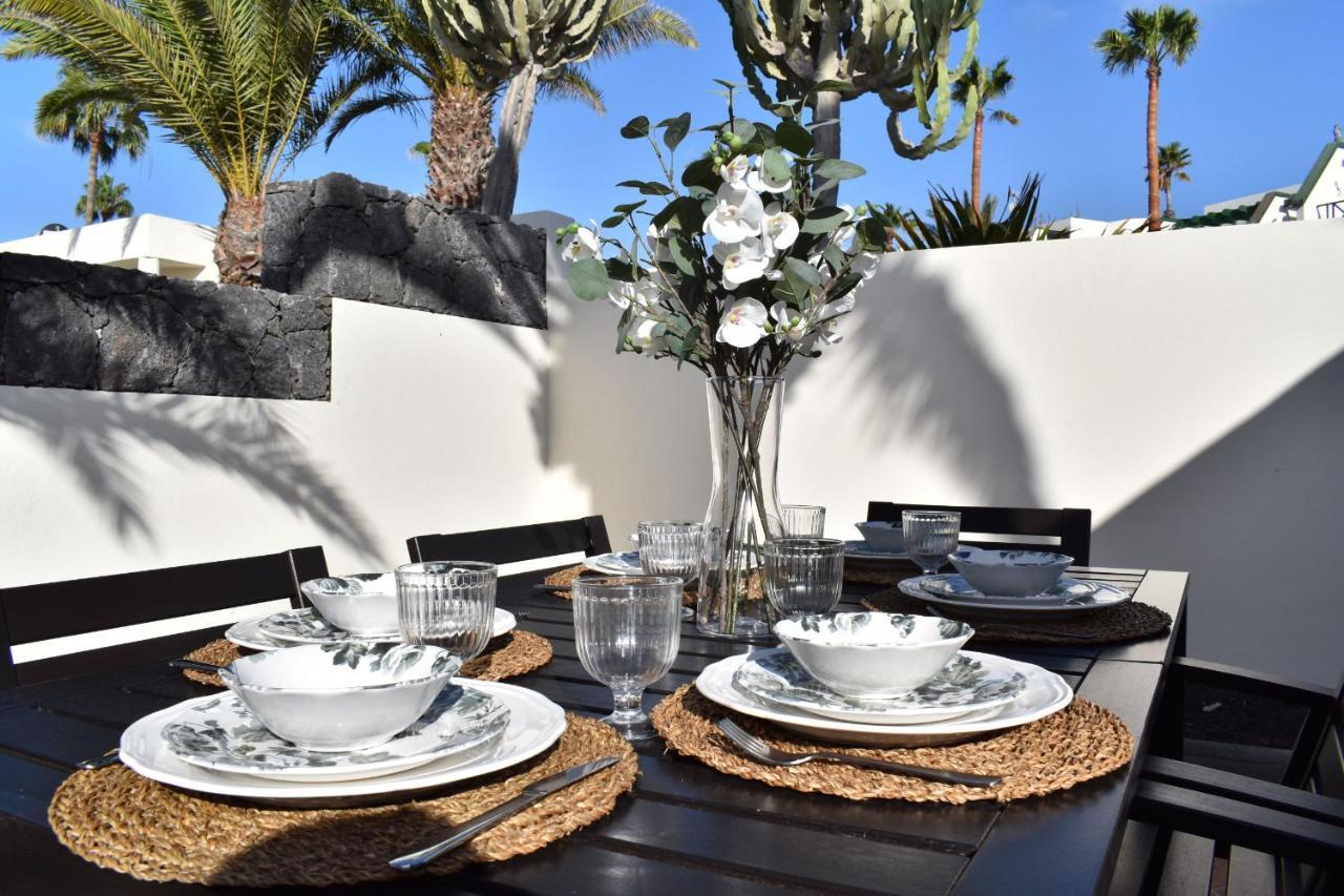 Sunny Bungalow In Front Of The Sea 3 Bedrooms *