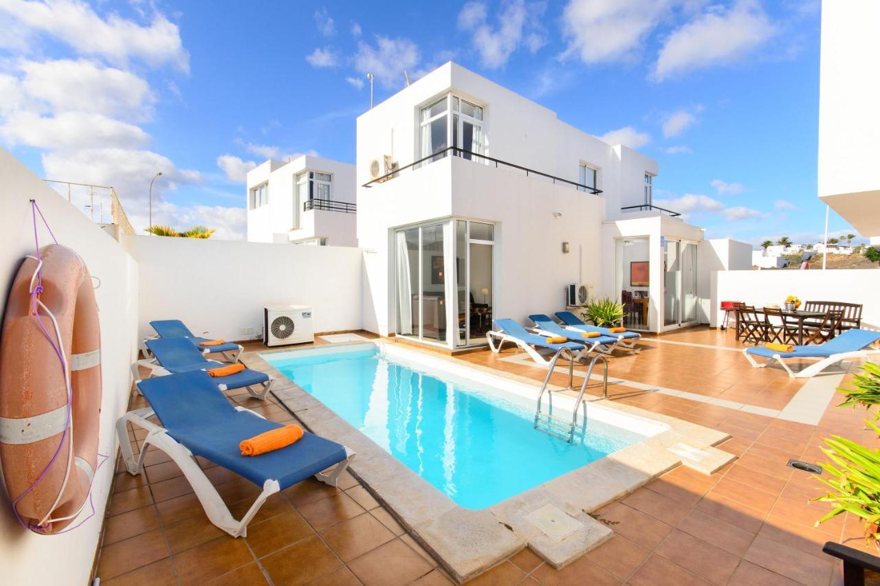 Luis 4 * Puerto del Carmen (Lanzarote)
