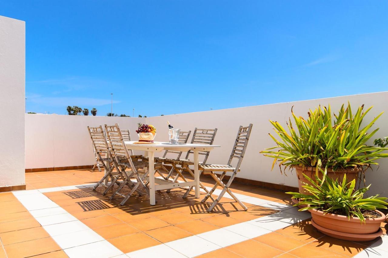 Luis I Villa Puerto del Carmen (Lanzarote)
