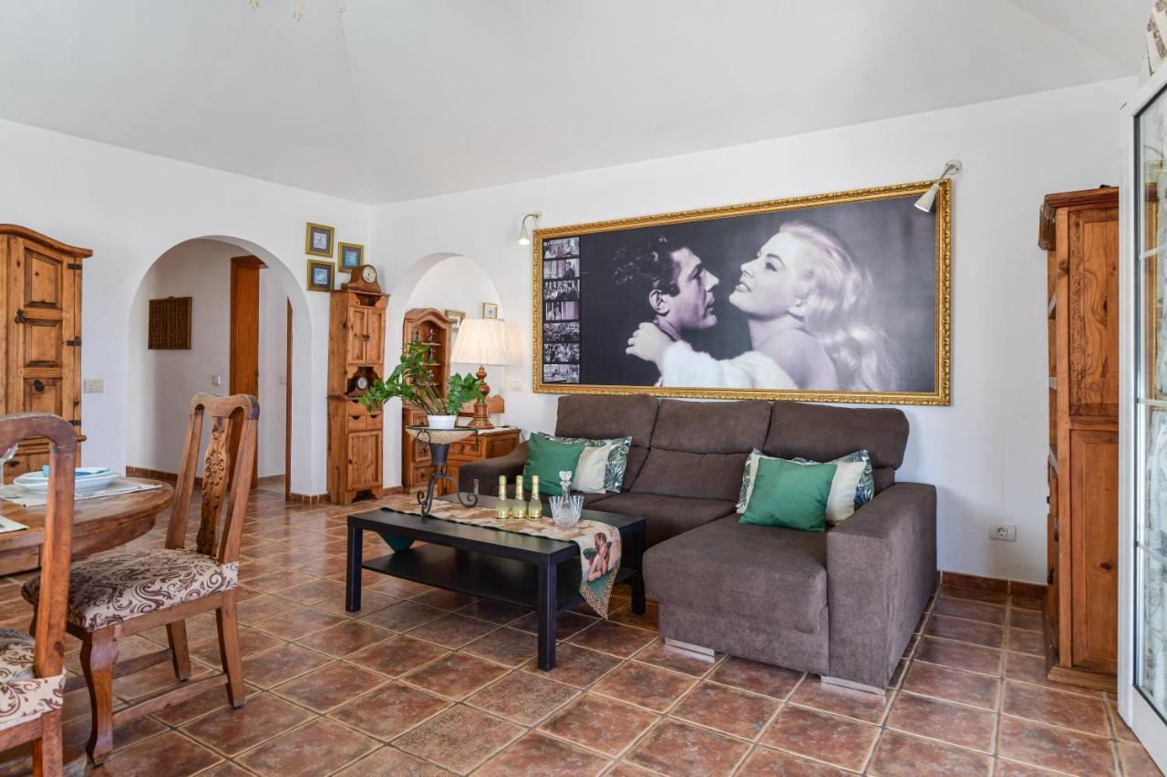 Rustica Con Piscina Privada Villa *