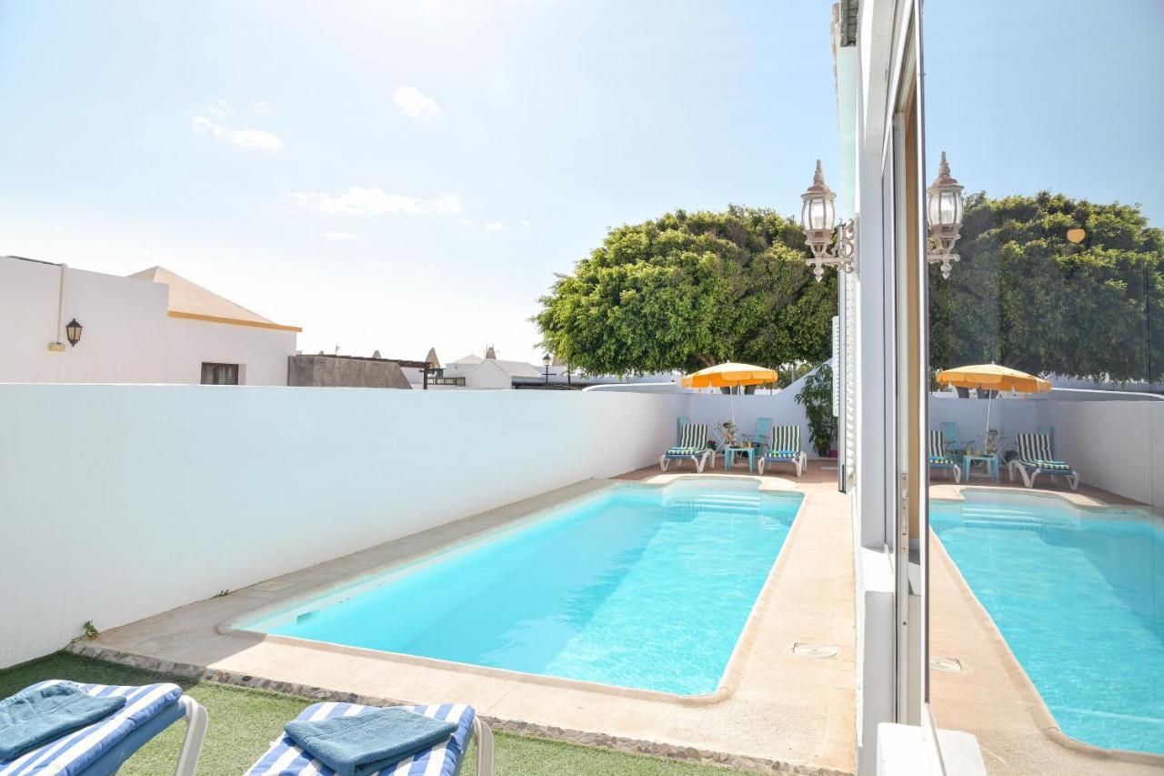 Rustica Con Piscina Privada Villa *