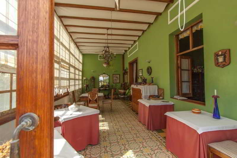 Casa Lola Y Juan Hotel