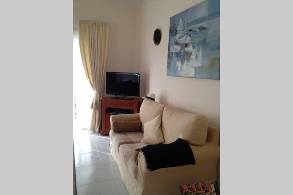 Villa Isa Sea Views *