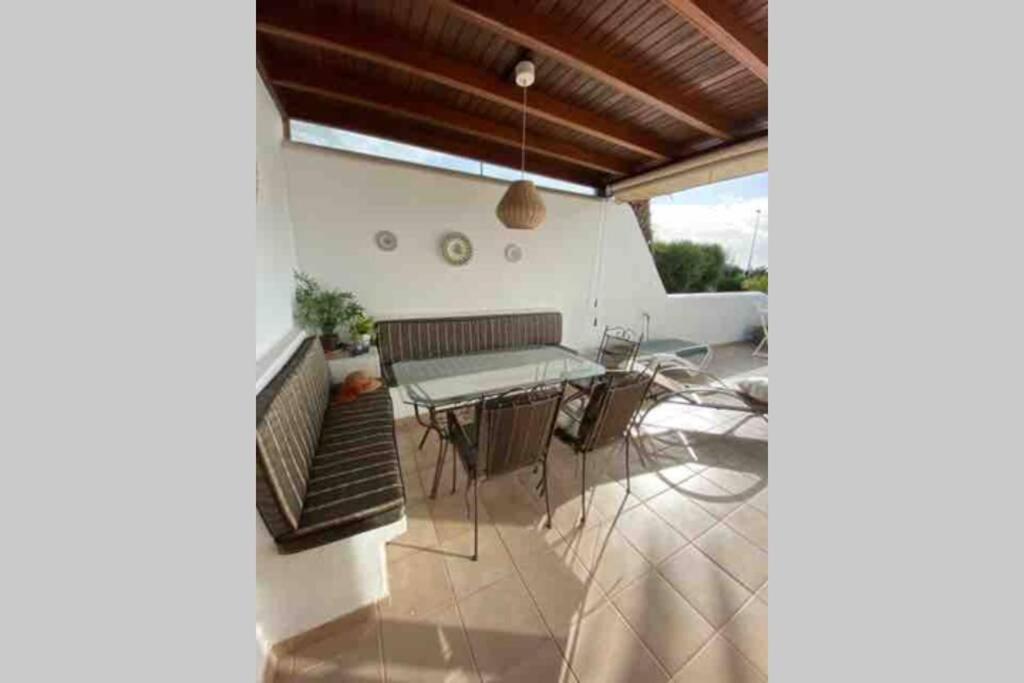 Villa Isa Sea Views