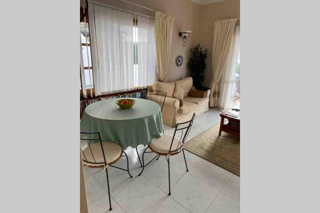Villa Isa Sea Views *