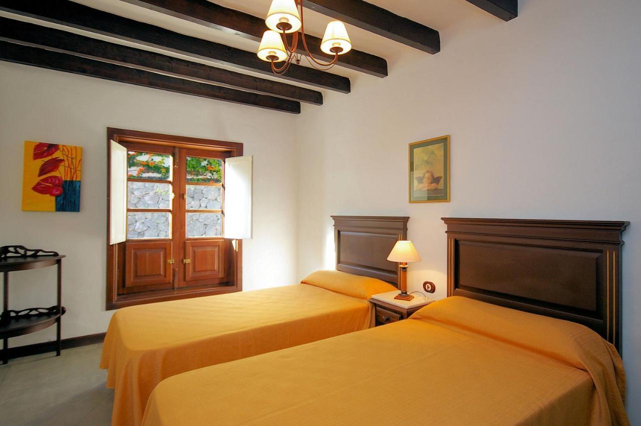 Villa Finca La Crucita Lanzarote By Pvl *