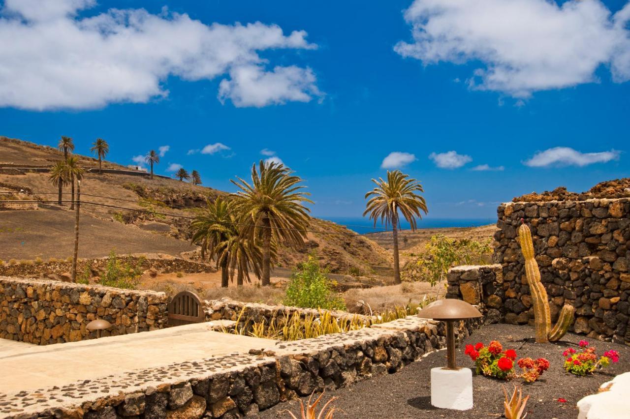 Finca La Crucita Lanzarote By Pvl Villa Haría