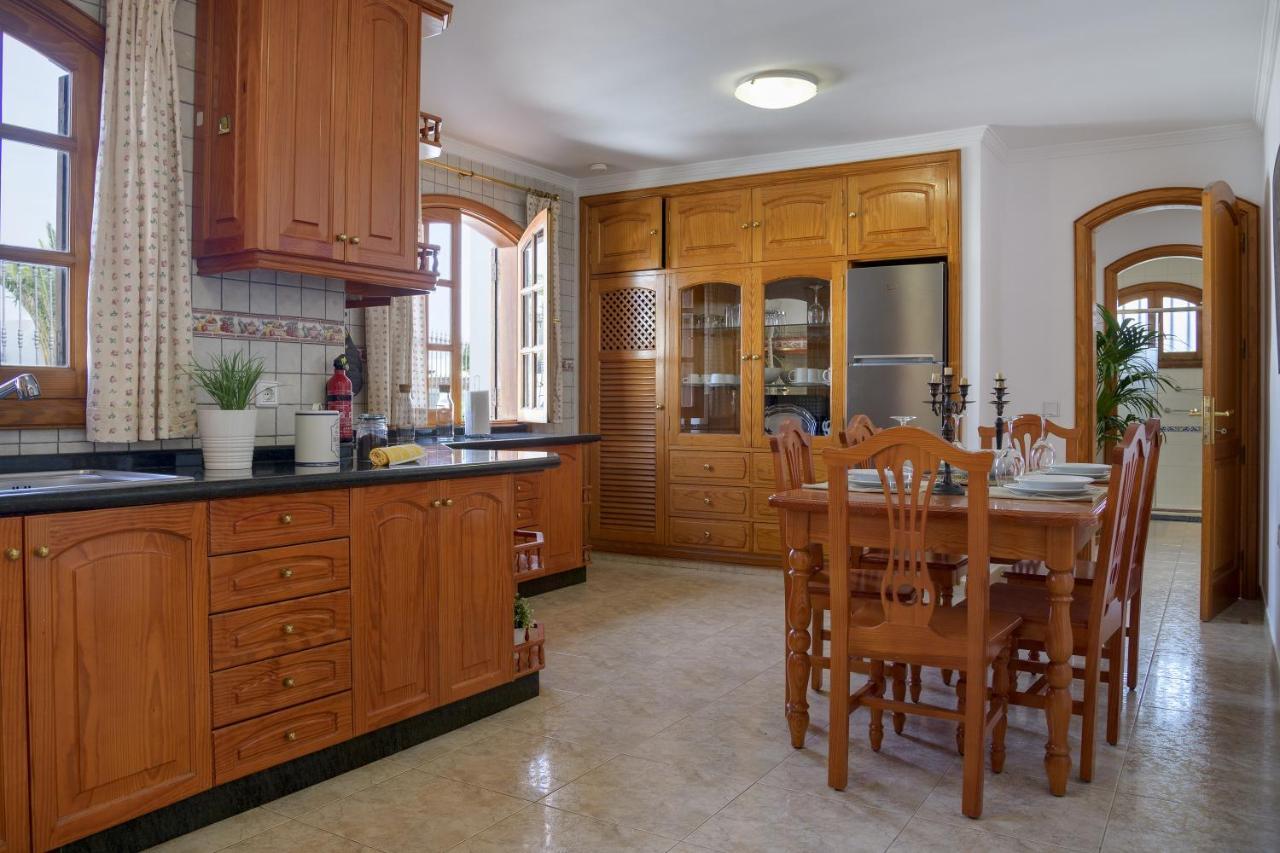 Alizuth Villa