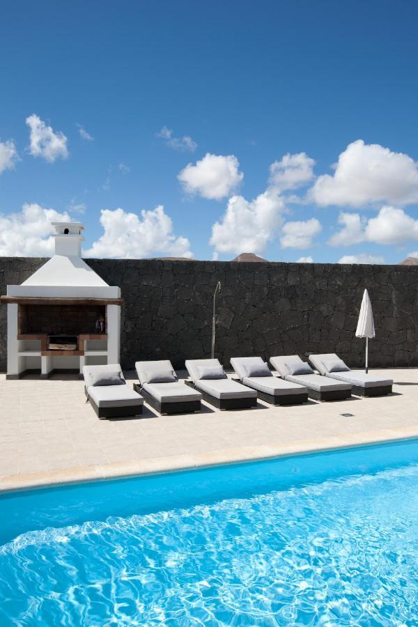 Villa Aqua
