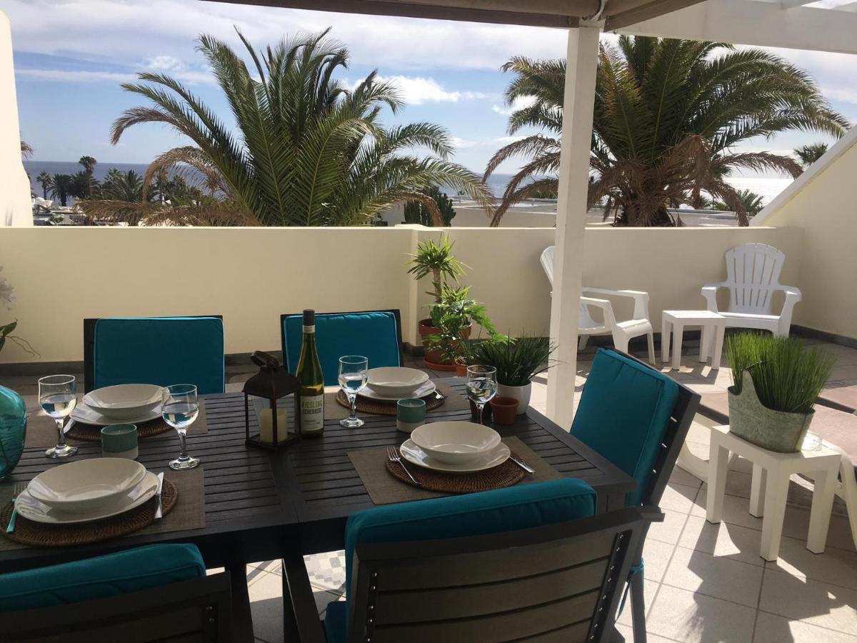 Playa Roca Penthouse. Great Sea Views! Apartamento Costa Teguise