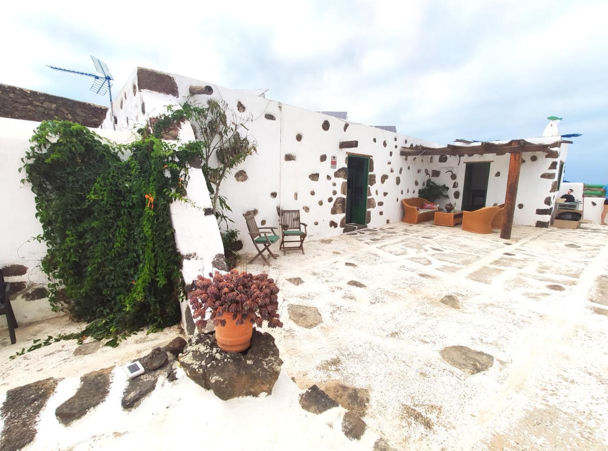 Сasa de vacaciones Roca Redonda Haría