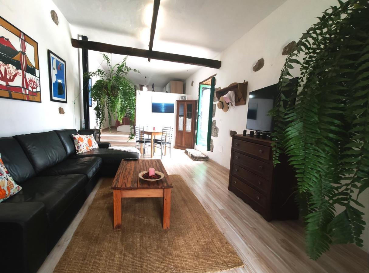 Holiday home Roca Redonda