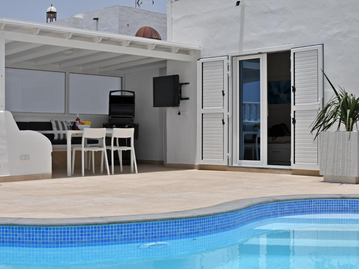Zonzamas Villa *