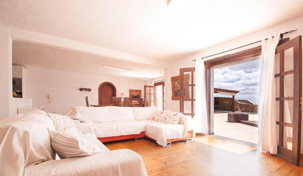 Villa Villavistamar *