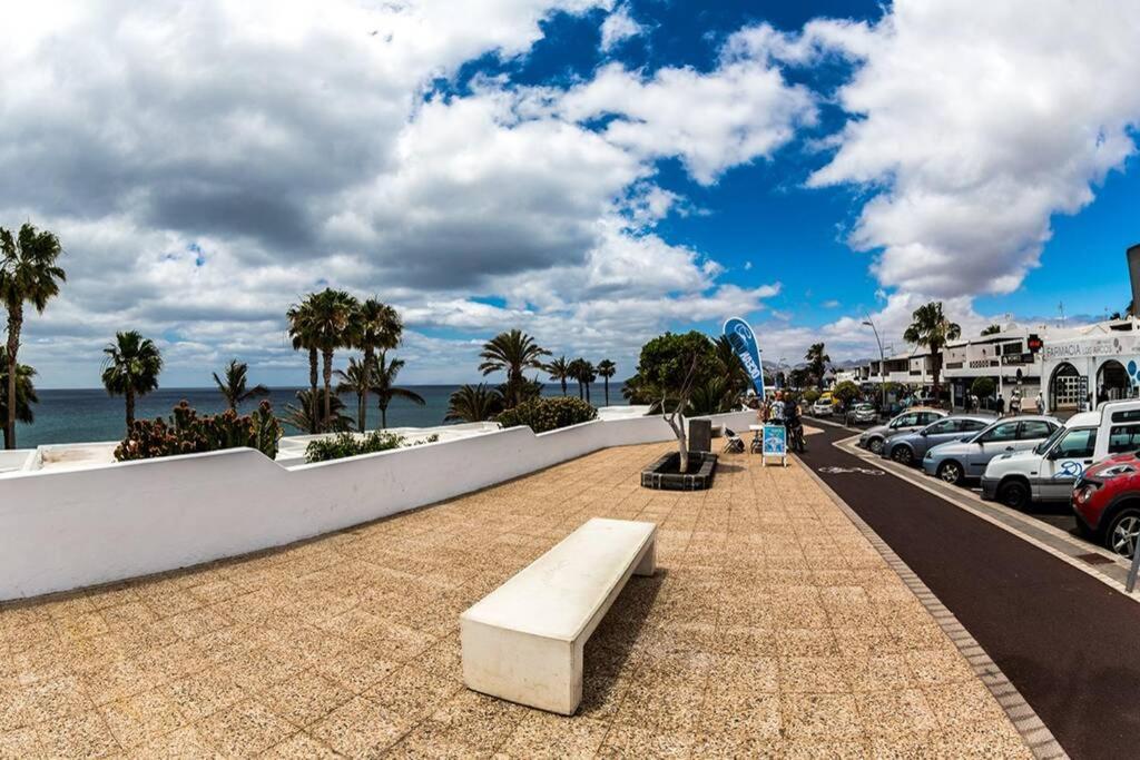 Dolphin Apartment Tias