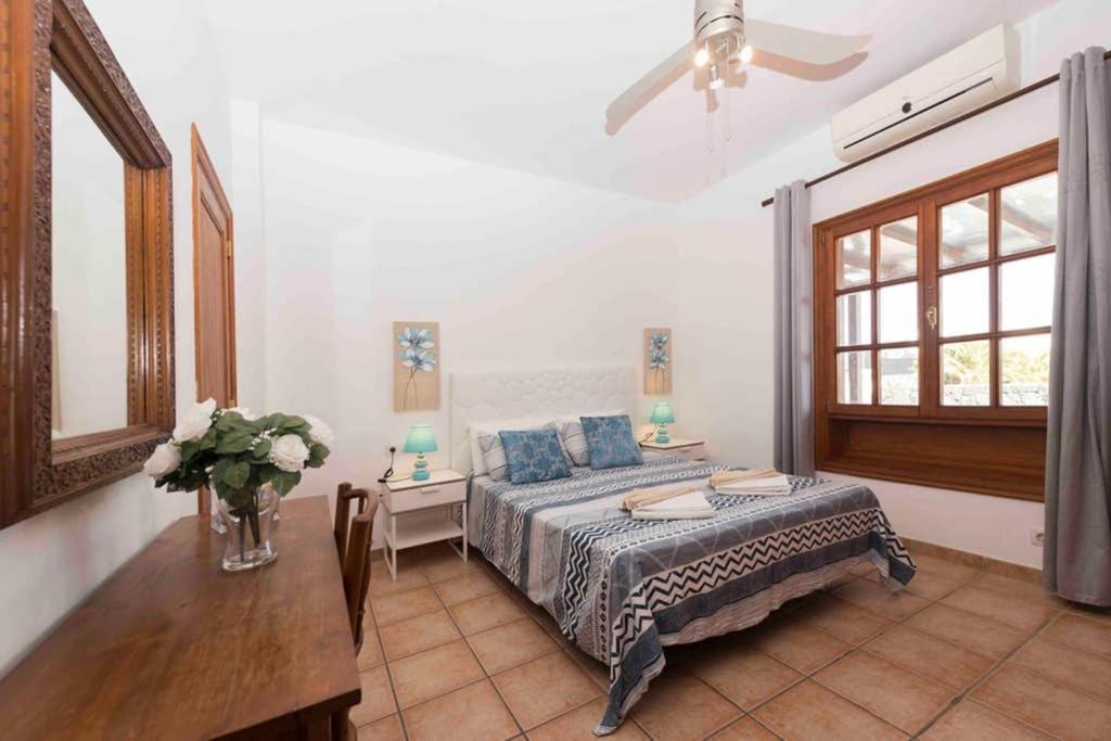 Villa Pola Marinas