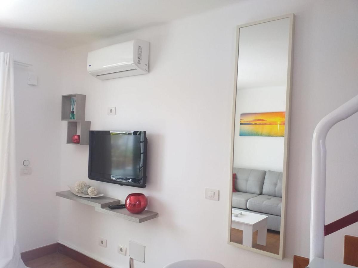 Apartment Duplex -the Sunny Hut - Swimming Pool - Free Wifi & Ac- Marinas Puerto del Carmen (Lanzarote)