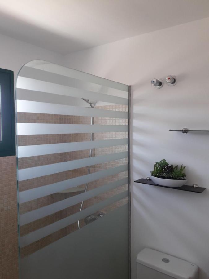 Duplex -the Sunny Hut - Swimming Pool - Free Wifi & Ac- Marinas *