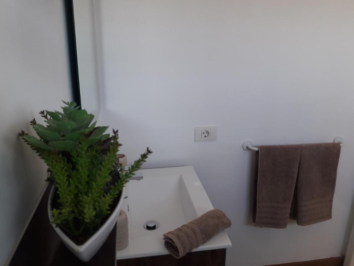 Duplex -the Sunny Hut - Swimming Pool - Free Wifi & Ac- Marinas Puerto del Carmen (Lanzarote)