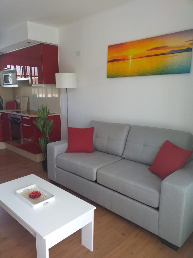 Duplex -the Sunny Hut - Swimming Pool - Free Wifi & Ac- Marinas *