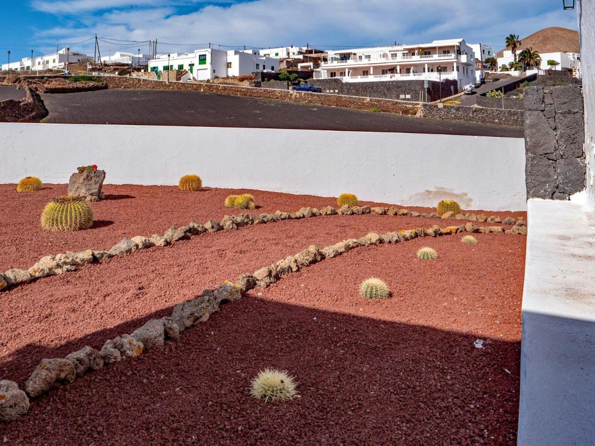 Comfortable House In With Free Parking Сasa de vacaciones