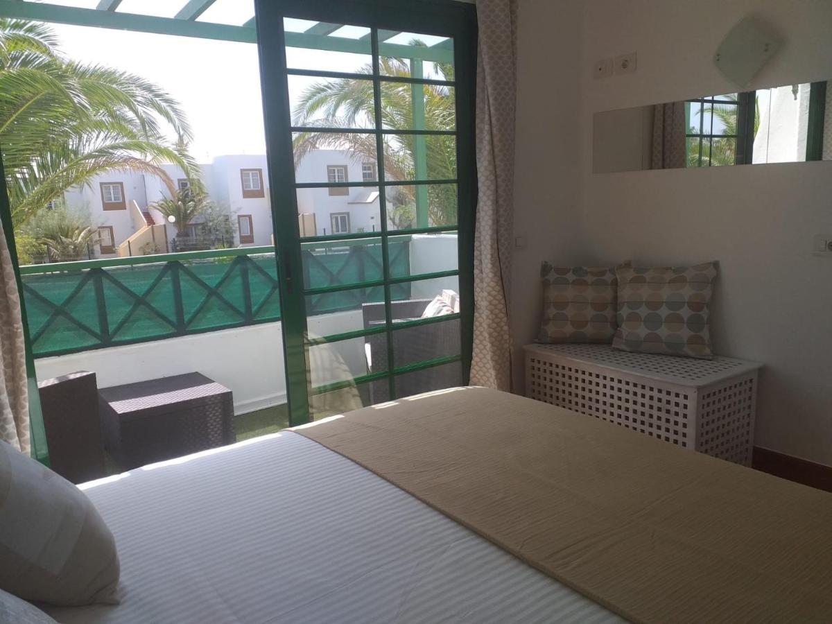 Duplex -the Sunny Hut - Swimming Pool - Free Wifi & Ac- Marinas Apartment *