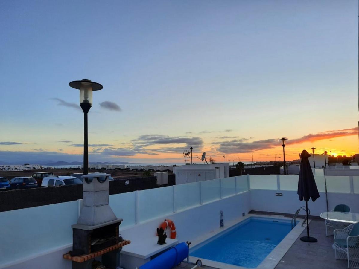 Villa La Asomada, *
