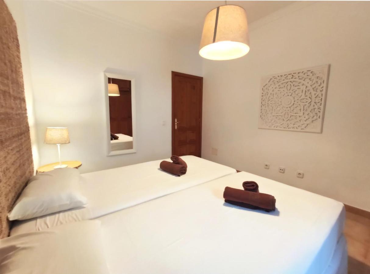 Villa 21 *