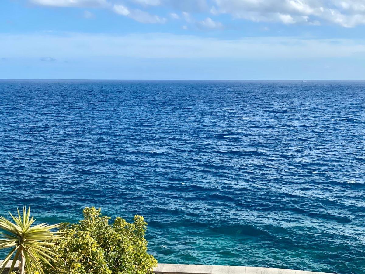 Villa Seafront Puerto Calero