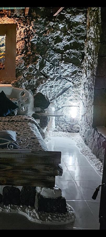 Aloelux ! - Private With Jacuzzi, Cinema ,massage ,wonderful View, Art Desing Conil