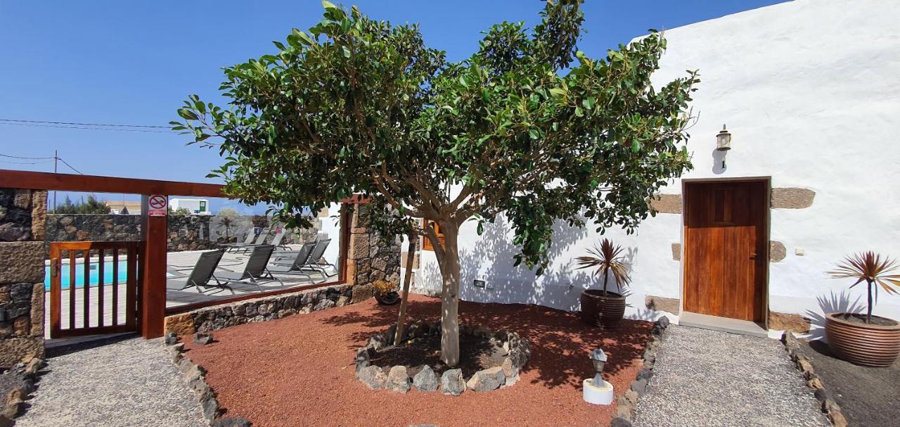Caserio Leandro Ii Villa Tias
