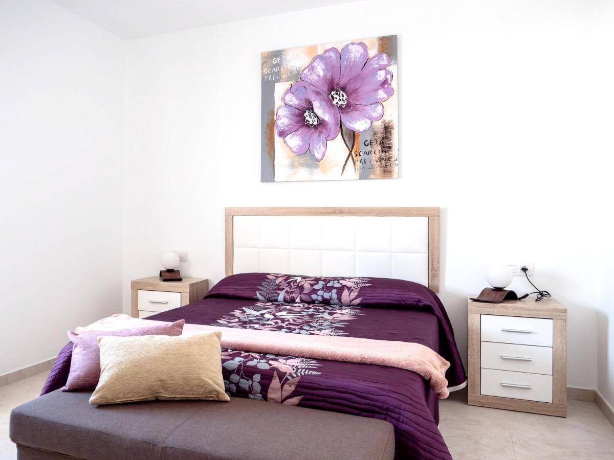 Сasa de vacaciones Comfortable House In With Free Parking *