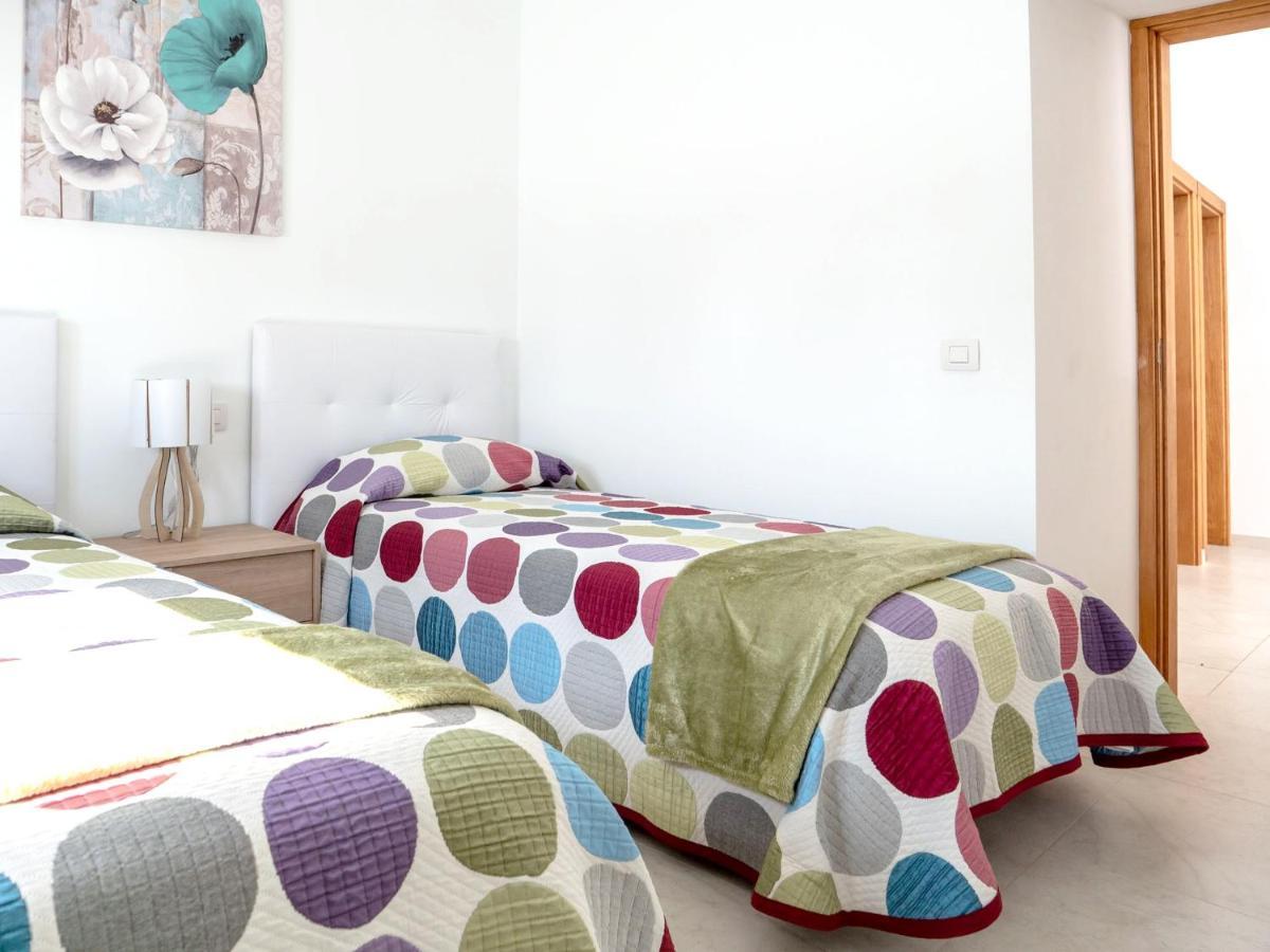 Сasa de vacaciones Comfortable House In With Free Parking *