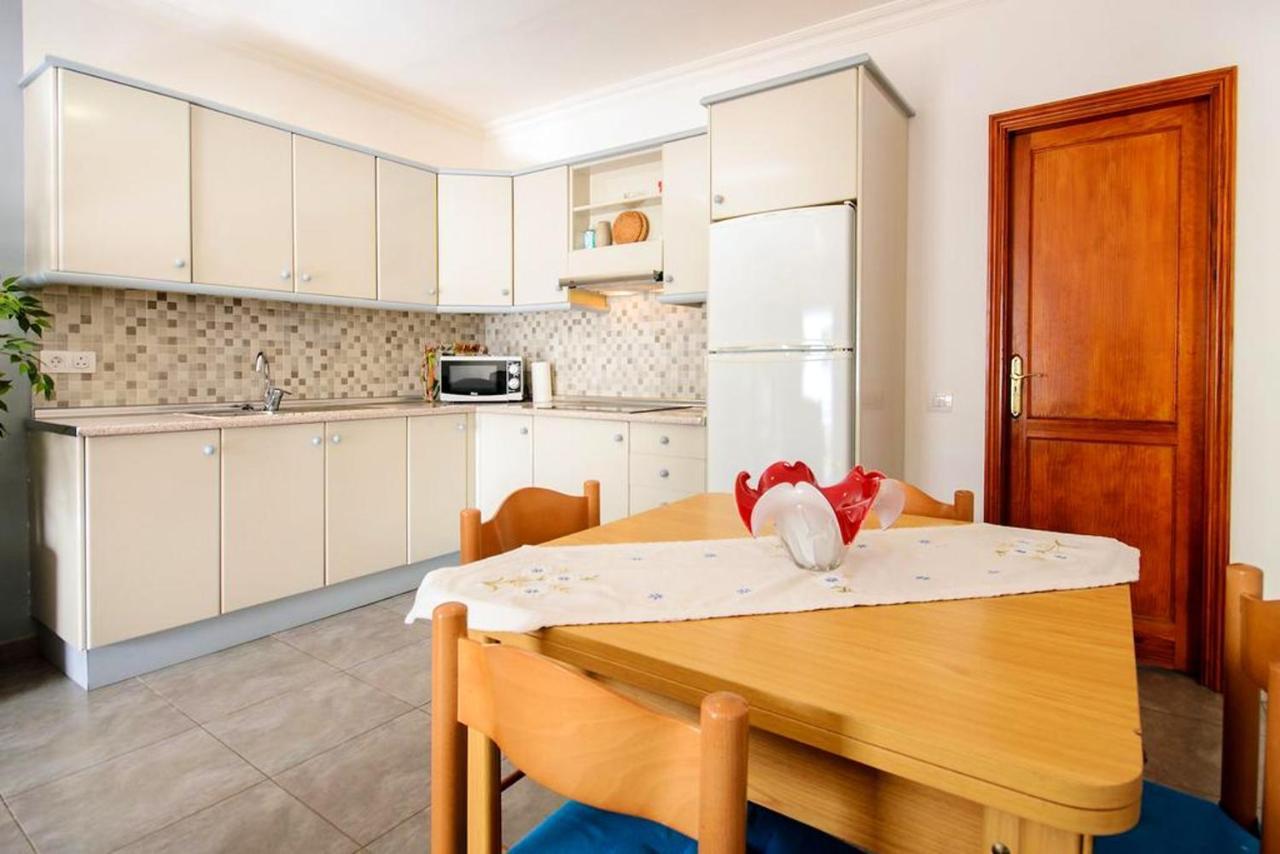 2 Bedrooms At 500 M Away From The With Shared Pool Garden And Wifi Apartamento