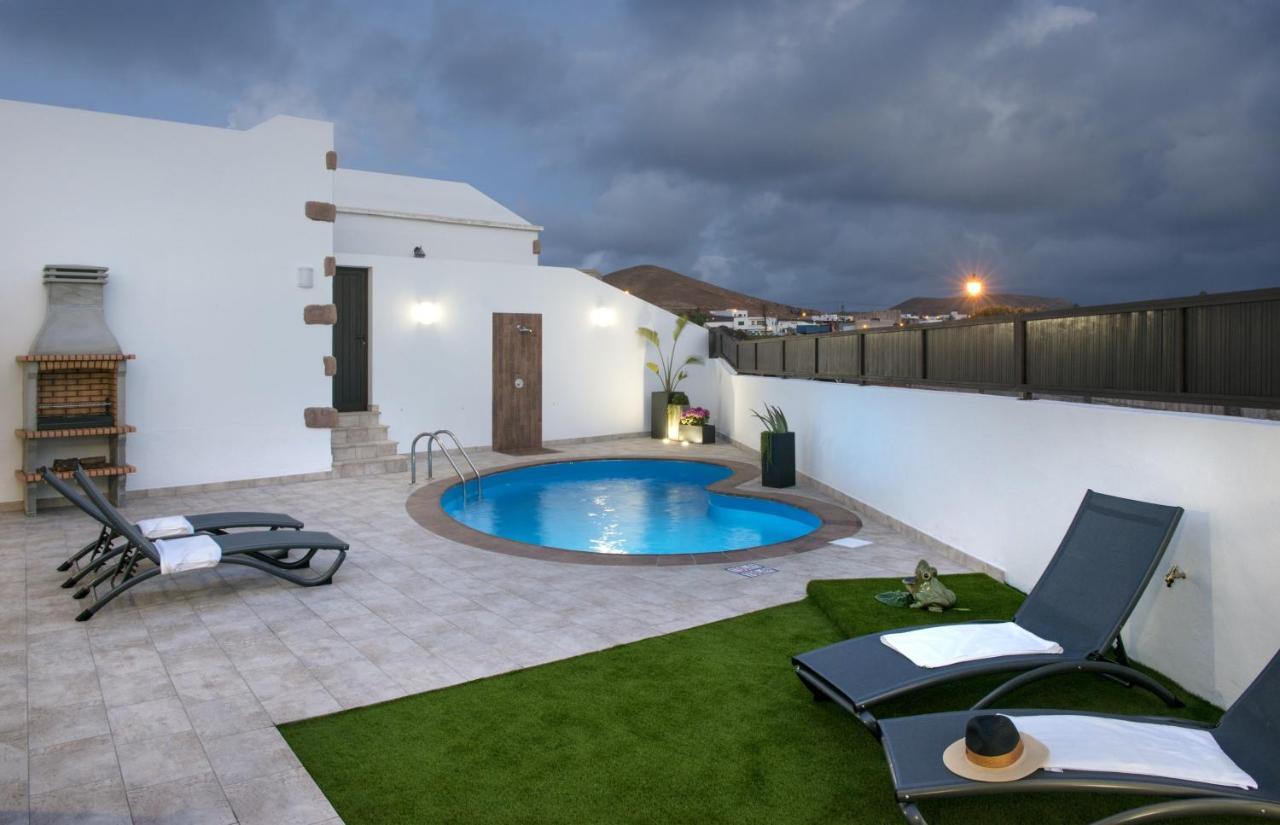 Elegant With Private Pool In Mancha Blanca *