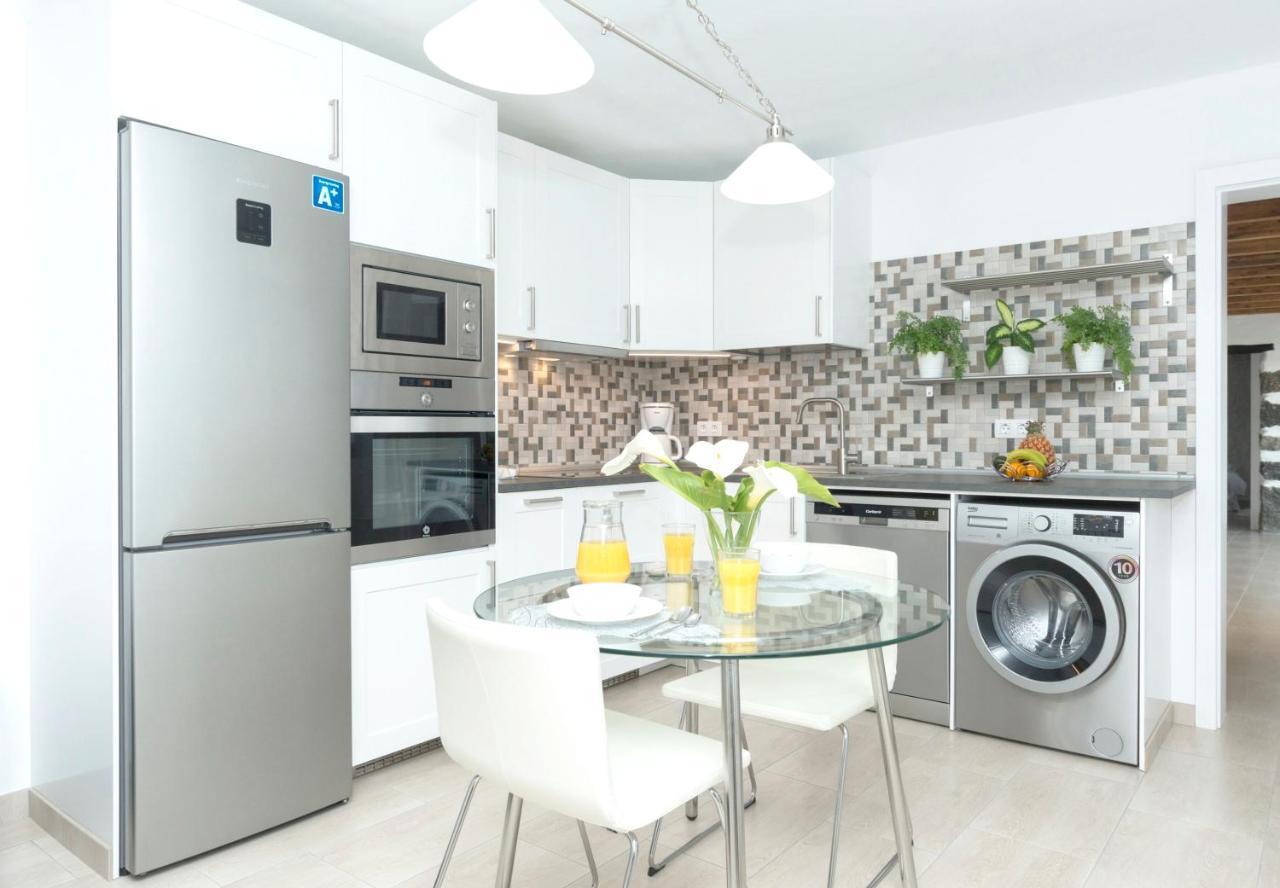 Villa Elegant With Private Pool In Mancha Blanca *