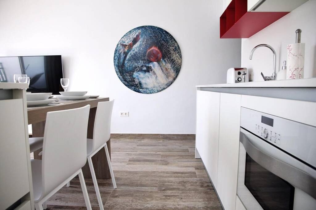 Design Vivienda V El Burgao By The Sea Apartment *