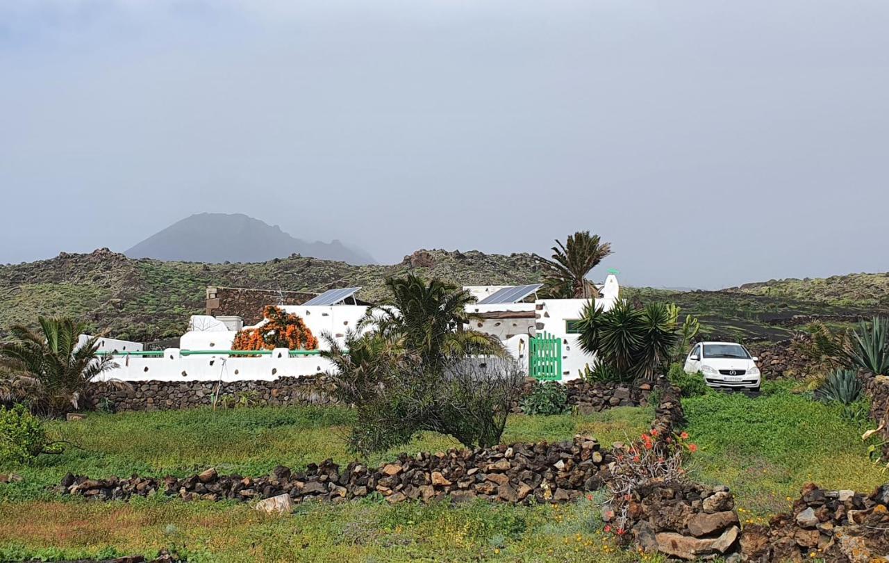 Сasa de vacaciones Roca Redonda Haría