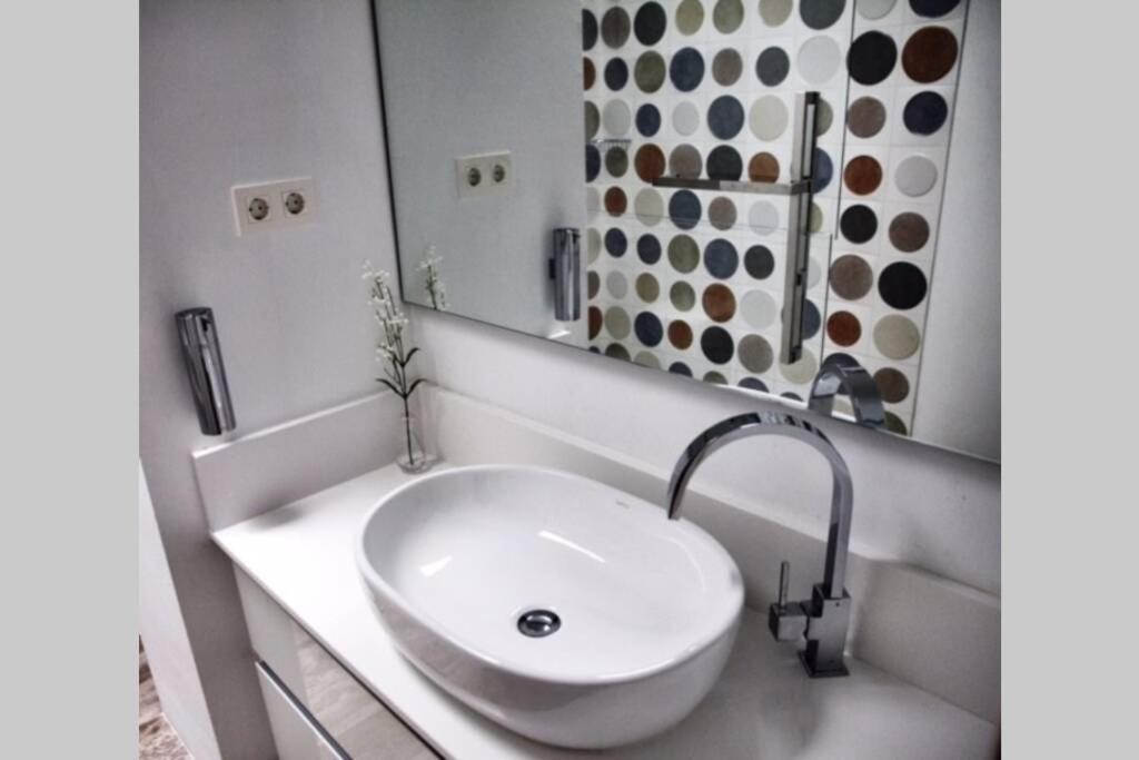 Design Vivienda V El Burgao By The Sea *