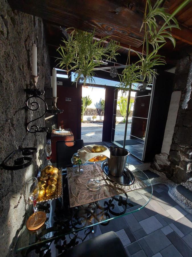 Aloelux ! - Private With Jacuzzi, Cinema ,massage ,wonderful View, Art Desing Villa