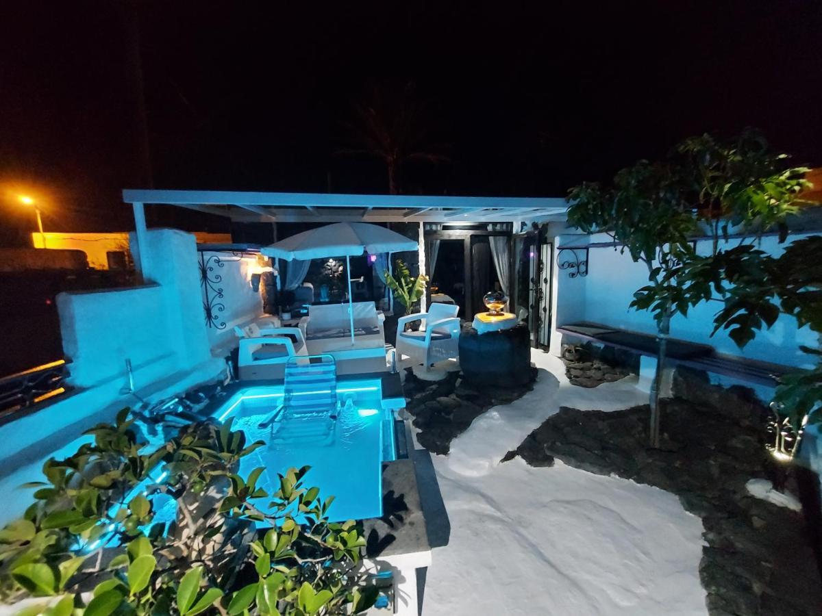 Aloelux ! - Private With Jacuzzi, Cinema ,massage ,wonderful View, Art Desing