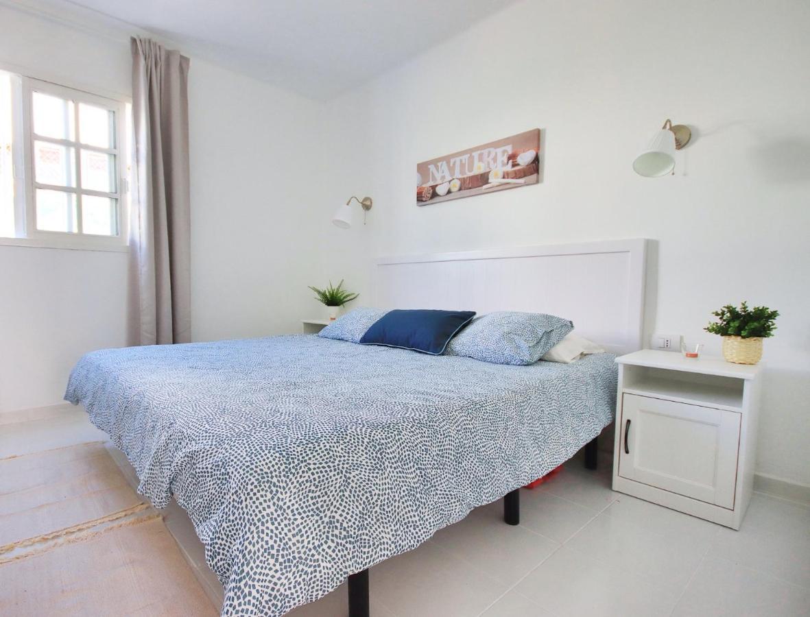 Luz, Calma Y Sabor Manriqueno En Matagorda Apartment *