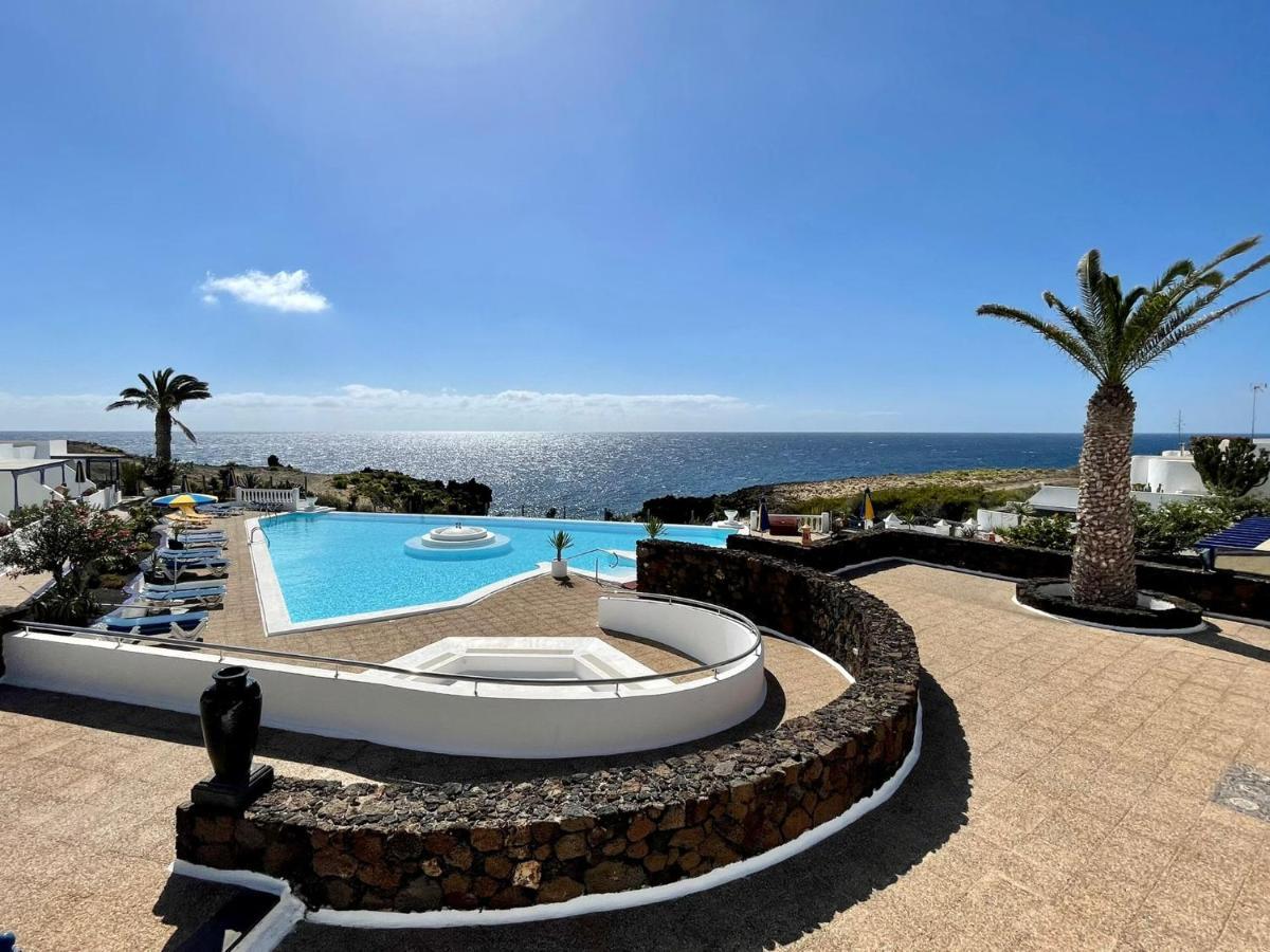 Nudist With Ocean View And One Bedroom In Lanzarote