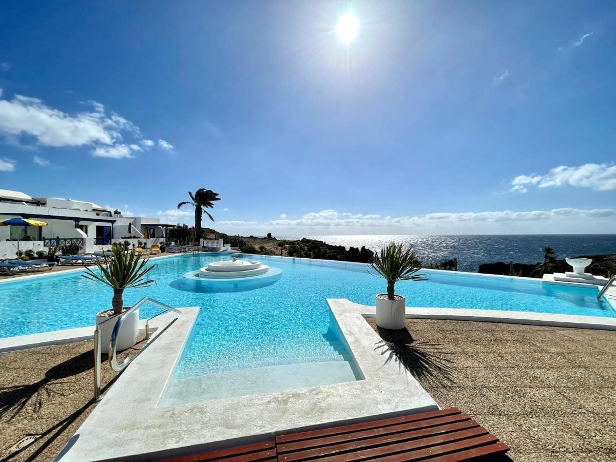 Apartment Nudist With Ocean View And One Bedroom In Lanzarote Charco del Palo