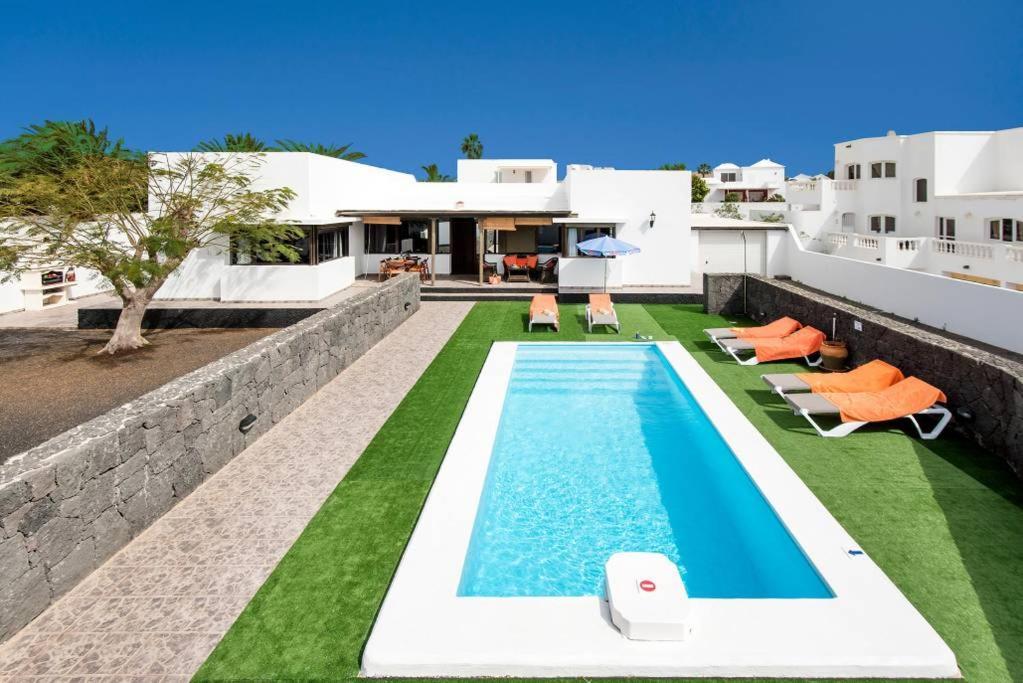 Tuco * Costa Teguise